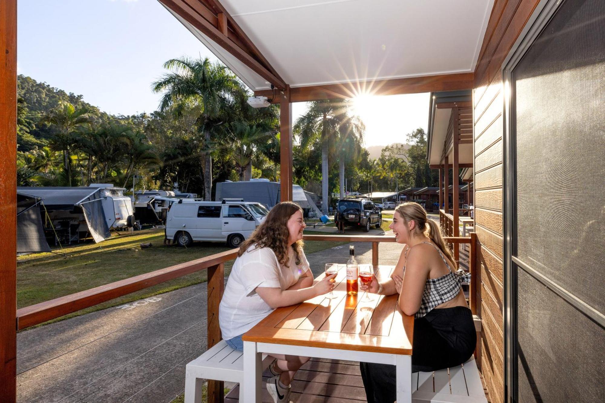 Big4 Whitsundays Tropical Eco Resort 埃尔利海滩 外观 照片